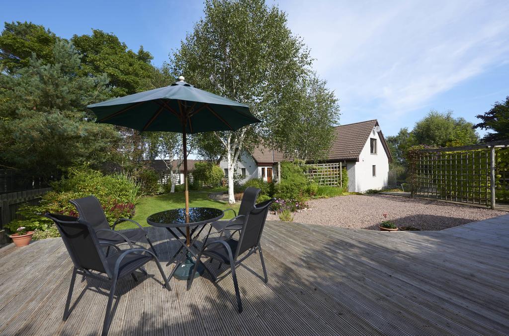 Bed & Breakfast By The Brae 4*